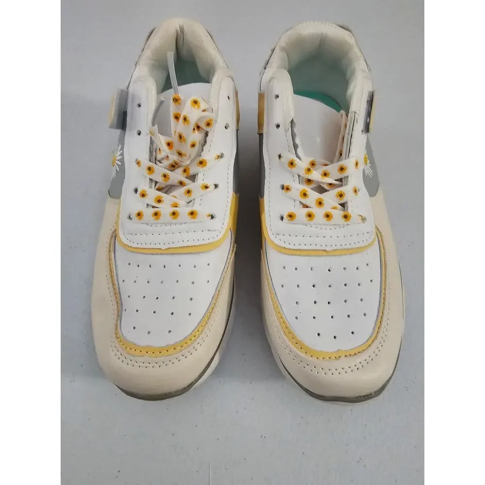 NWOB Women's Lace-up Sneakers size EU38 US 7-7.5